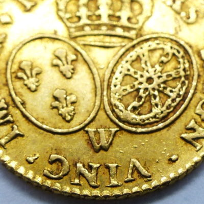 Pièce OR 18°. Louis d'OR au BANDEAU. Louis XV 1749 W. LILLE. SUP. J.C Roettiers – Image 2