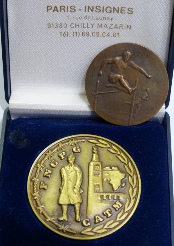 Lot de 2 Médailles Bronze. FNCPG. SPORT. Arthus Bertrand. 64 & 29,5 grammes