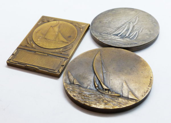 Lot de 3 Médailles Bronze. Ile d'Arz. Régates Nautisme. Ministere Marine Marchande – Image 2