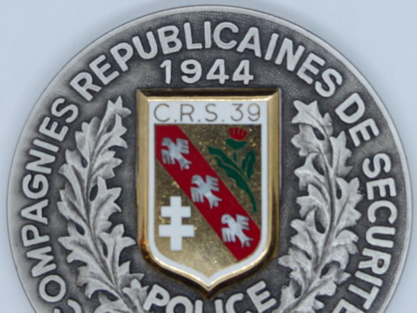 2 Médailles Bronze Argenté. CRS. POLICE. 1944. SERVIR. Drago. – Image 2