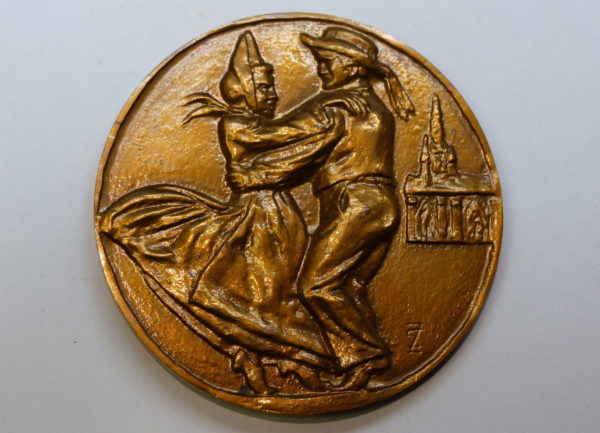 BRONZE. 185 grammes. BRETAGNE. Sonneurs & Danse Bretonne en Costume Breton – Image 3