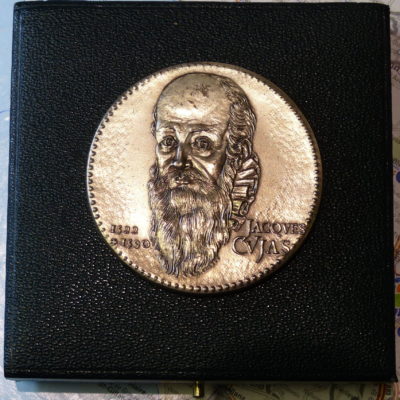 ARGENT 1°titre. 135 grammes. Jacques CUJAS. NOTARIAT FRANCAIS. Caisse des Dépots – Image 3