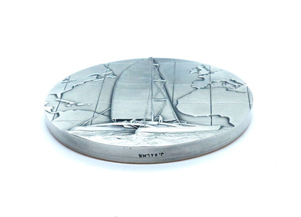 Médaille BRONZE. LA TRINITE SUR MER. J.Balme. Deh hag atao. Catamaran – Image 3