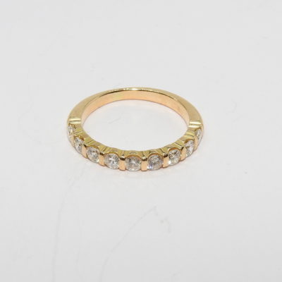 Bague "1/2 ALLIANCE" 9 Diamants. OR Jaune 750°/°°. 3 gr – Image 6