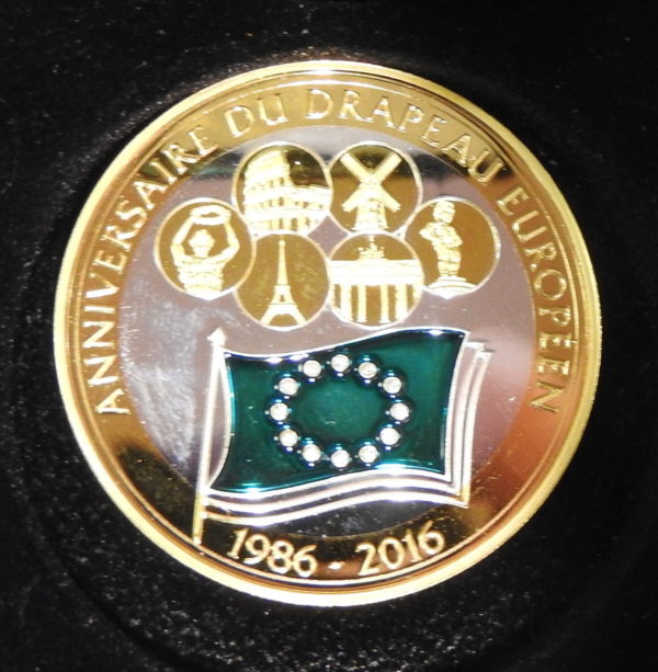 Médaille ARGENT 999°/°° 17 gr. 30° anniversaire du DRAPEAU EUROPEEN 1986-2016