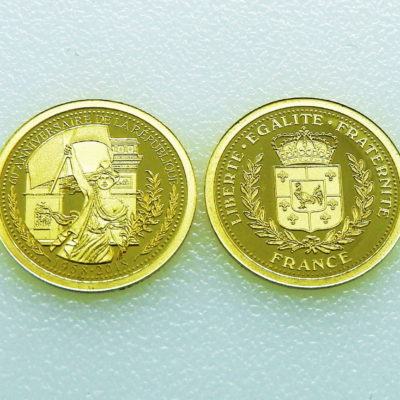 2 médailles OR 585. 60° anniversaire de la V° République. 1958-2018 – Image 2