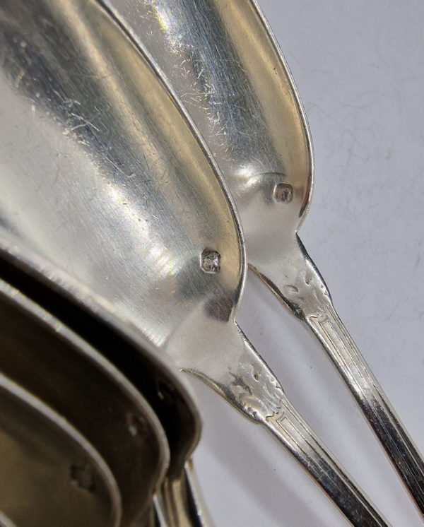 8 Cuillères à Café ou à Thé. Argent Massif Minerve. ARMORIEES à la Couronne. 202 grammes – Image 7