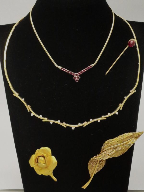 Collier Or Jaune 750°/°°  18 Carats. 15,7 gr. 12 DIAMANTS – Image 2