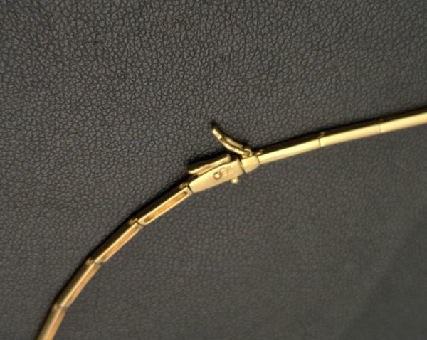 Collier Or Jaune 750°/°°  18 Carats. 15,7 gr. 12 DIAMANTS – Image 10