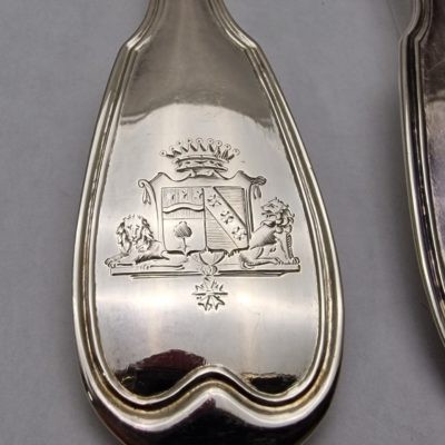 4 Couverts FILET. Argent Massif. Poinçon Minerve. ARMOIRIES. MO:GD. 690g – Image 3