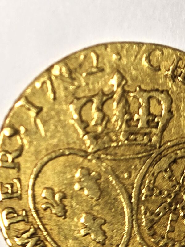 LOUIS D'OR. Louis XV Roi de France. 1742. Louis XV au bandeau. 8.15 grammes. TTB – Image 3