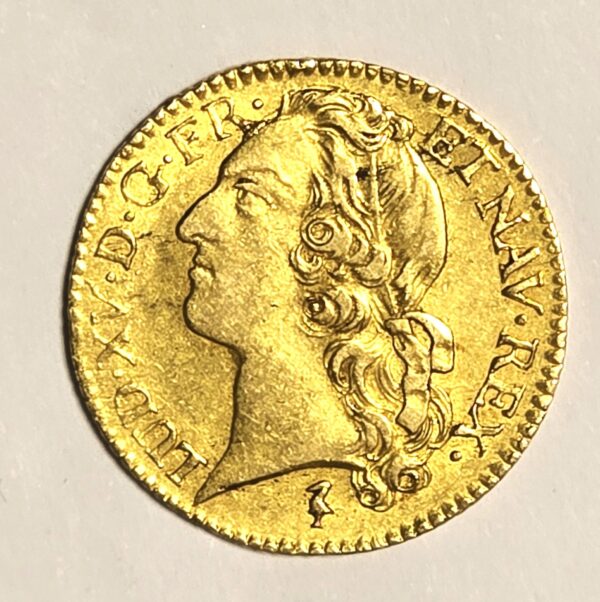LOUIS D'OR. Louis XV Roi de France. 1748 W. Louis XV au bandeau. 8.15 grammes. SPL – Image 2