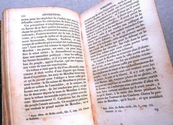 Révolutions de SUEDE. Révolutions ROMAINES. 1830. VERTOT. 3 Volumes. 736 Pages – Image 5