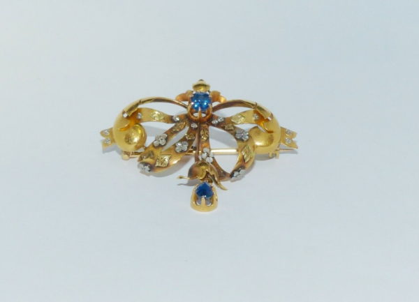 BROCHE-OR-JAUNE-750-2-Saphirs-Taille-ancienne-64gr-Tete-daigle-1900-283667728594-10