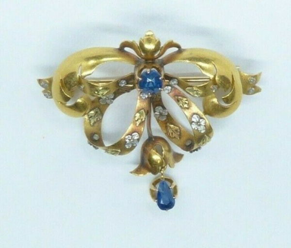 BROCHE-OR-JAUNE-750-2-Saphirs-Taille-ancienne-64gr-Tete-daigle-1900-283667728594-2