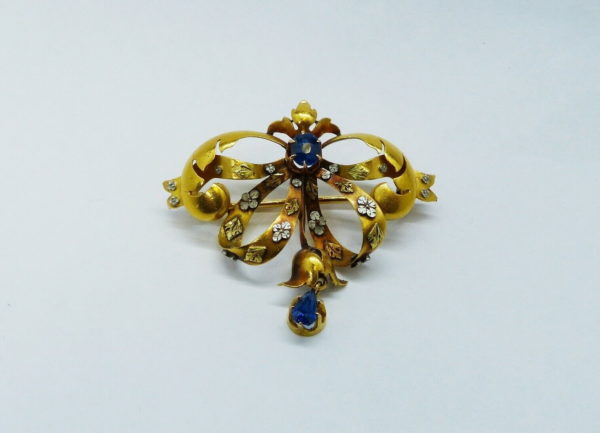BROCHE-OR-JAUNE-750-2-Saphirs-Taille-ancienne-64gr-Tete-daigle-1900-283667728594-3