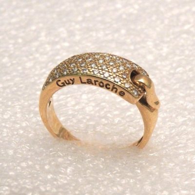 BAGUE GUY LAROCHE. OR Jaune 750°/°°. 40 Diamants. Poinçon au Hibou. 5,2gr. 18car – Image 5