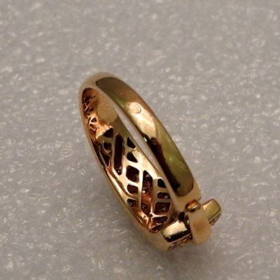 BAGUE GUY LAROCHE. OR Jaune 750°/°°. 40 Diamants. Poinçon au Hibou. 5,2gr. 18car – Image 8