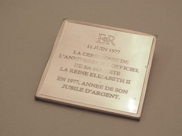 Mdaille-ARGENT-118gr-Silver-Jubilee-Queen-Elisabeth-II-1977-Reine-CHEVAL-282953885026-10